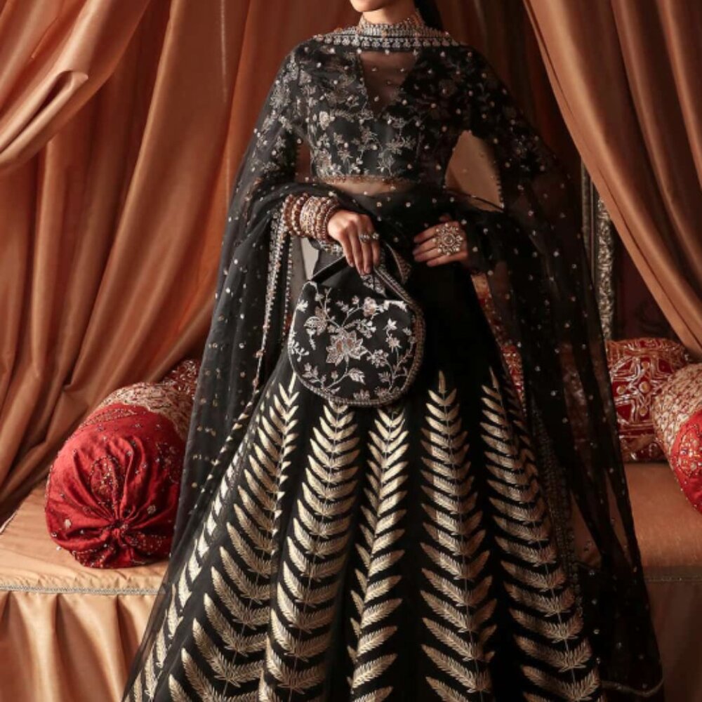 Afrozeh “Zareen” – Brand New Stitched Suit (Size Small)